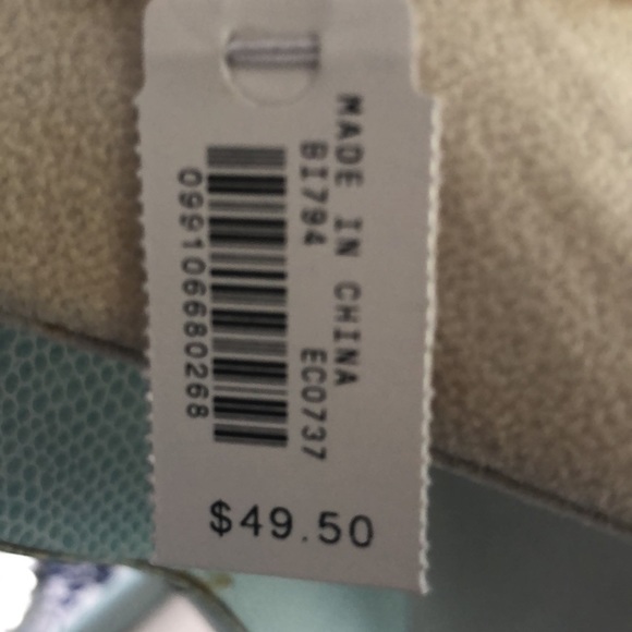 NWT J.Crew Three-Layer Faux Pearl Necklace With Multicolored Beads - Picture 3 of 6